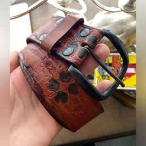 Gap Vintage Brown Embroidered Leather Belt